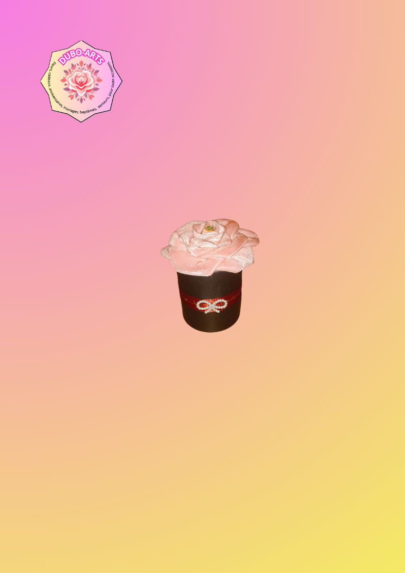 Petit pot avec rose rose velour
