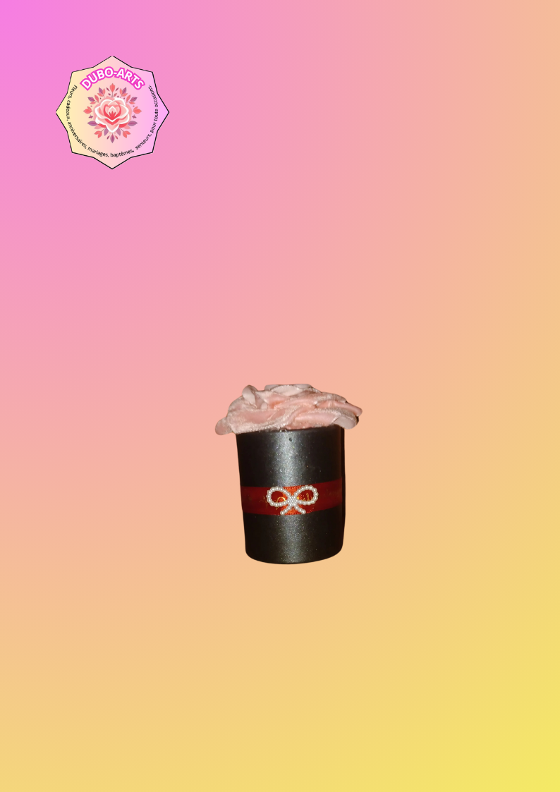 Petit pot avec rose rose velour