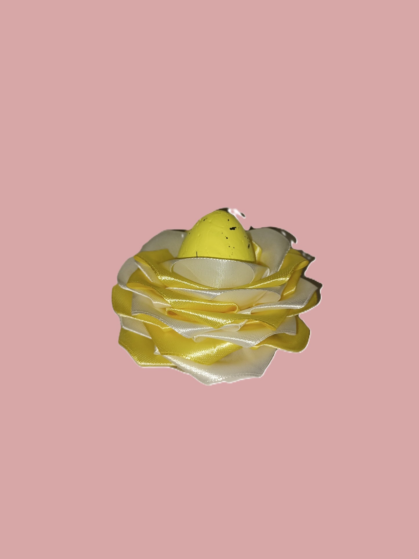 FLEUR D OEUF DE COULEUR